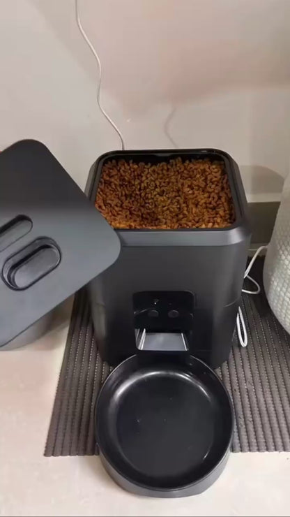 Distributeur Automatique Programmable pour Chat et Chien